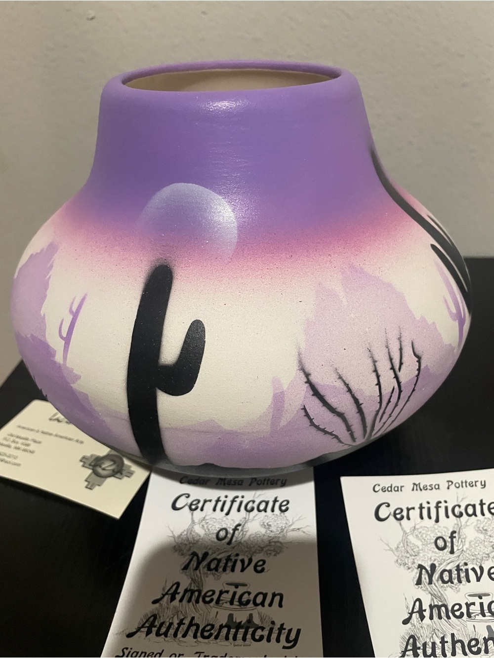 Beautiful Handmade Native American Pot - Picture 8 of 10